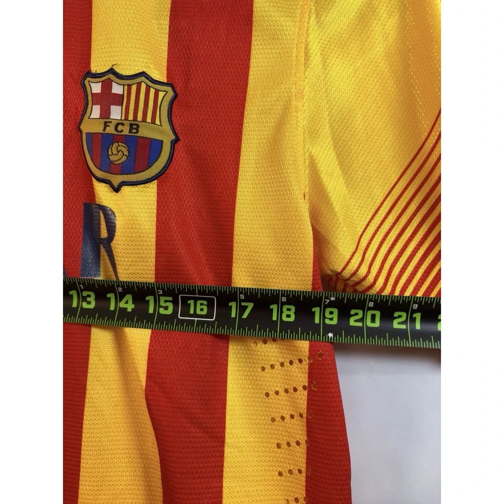 Nike FC Barcelona Dri-FIT Soccer Jersey XL Yellow/Red Qatar Airways O-515